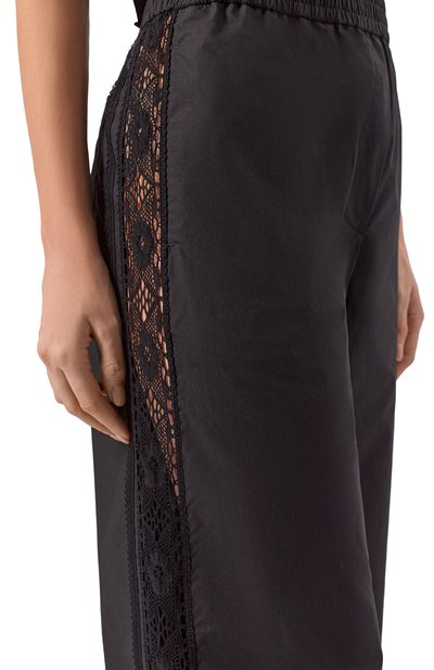 Хлопковые брюки MSGM черного цвета по цене 63850 руб., арт. 4041MDP08/267112, фото 5 Хлопковые брюки MSGM, арт. 4041MDP08/267112, фото 5