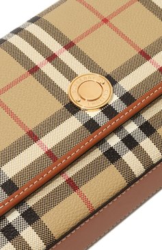 Женская сумка hampshire BURBERRY бежевого цвета, арт. 8070421 | Фото 3 (Материал сплава: Проставлено; Размер: mini; Ремень/цепочка: На ремешке; Драгоценные камни: Проставлено; Материал: Эко�кожа)