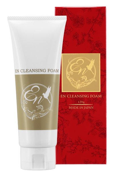 Женского очищающая пенка для лица (120g)  YUKI NO HADA, арт. 4562358000324