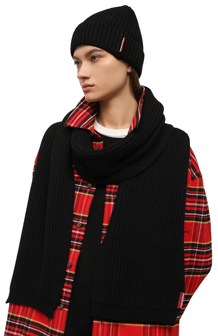 Женская комплект из шапки и шарфа DSQUARED2 черного цвета, арт. KNW0065/01W06757 | Фото 2 (Нос: Не проставлено; Материал: Текстиль, Шерсть)