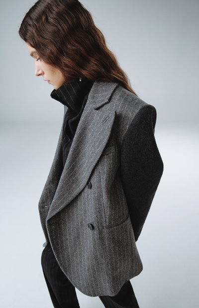 Серьги FORTE_FORTE прозрачного цвета по цене 11200 руб., арт. 10806, фото 5 Серьги FORTE_FORTE, арт. 10806, фото 5