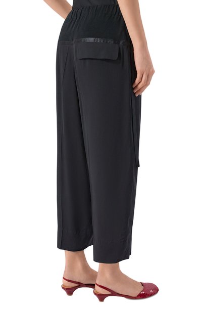 Хлопковые брюки UNDERCOVER черного цвета по цене 62100 руб., арт. UP1F1501, фото 4 Хлопковые брюки UNDERCOVER, арт. UP1F1501, фото 4