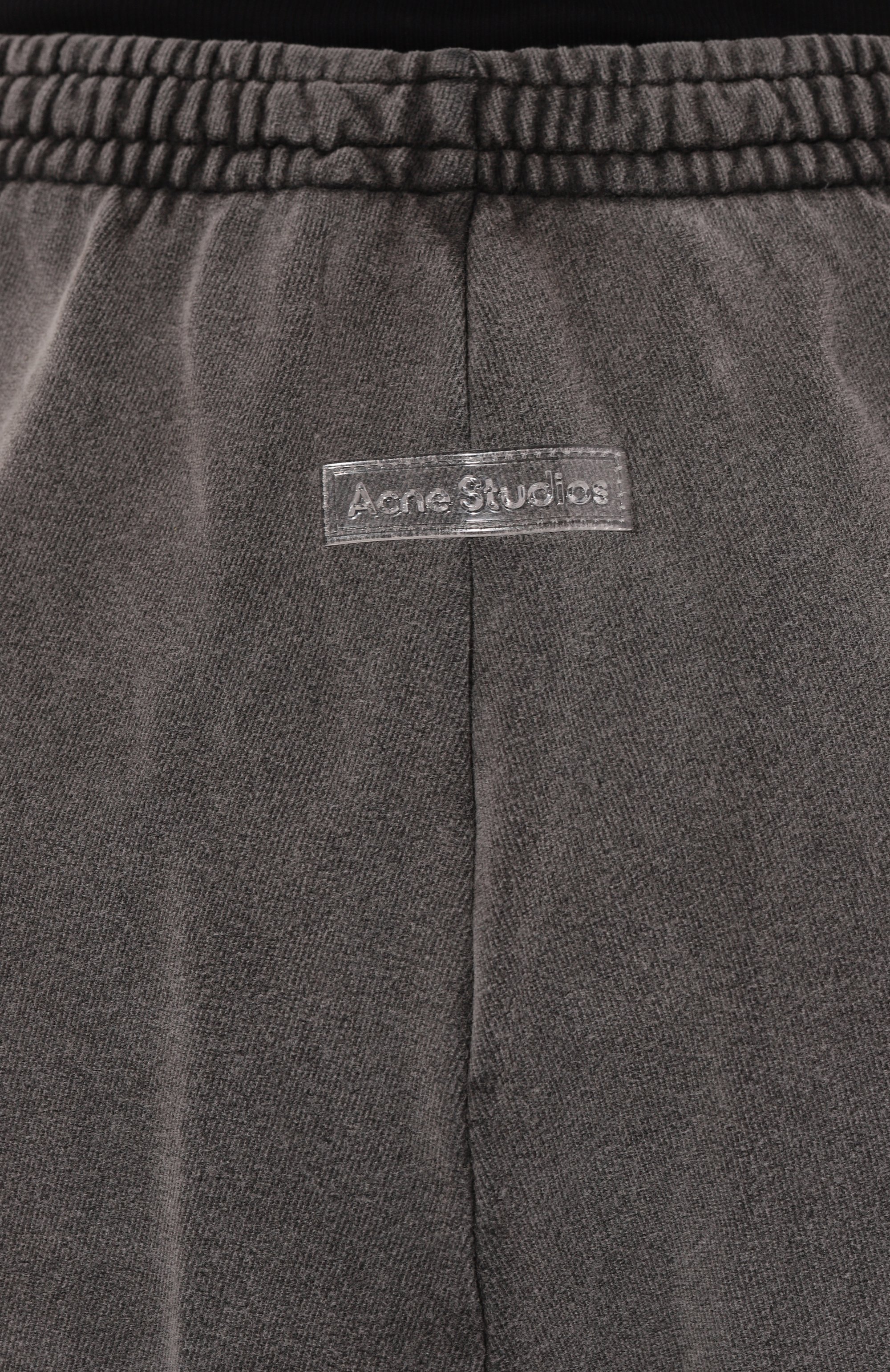 Хлопковые джоггеры ACNE STUDIOS серого цвета по цене 49950 руб., арт. FN-UX-TR0U000015/CK0088, фото 5 Хлопковые джоггеры ACNE STUDIOS, арт. FN-UX-TR0U000015/CK0088, фото 5