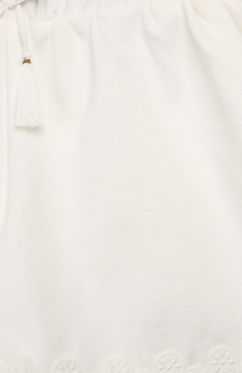 Хлопковые шорты CHLOÉ белого цвета по цене 8995 руб., арт. C14576/2A-5A, фото 3 Хлопковые шорты CHLOÉ, арт. C14576/2A-5A, фото 3
