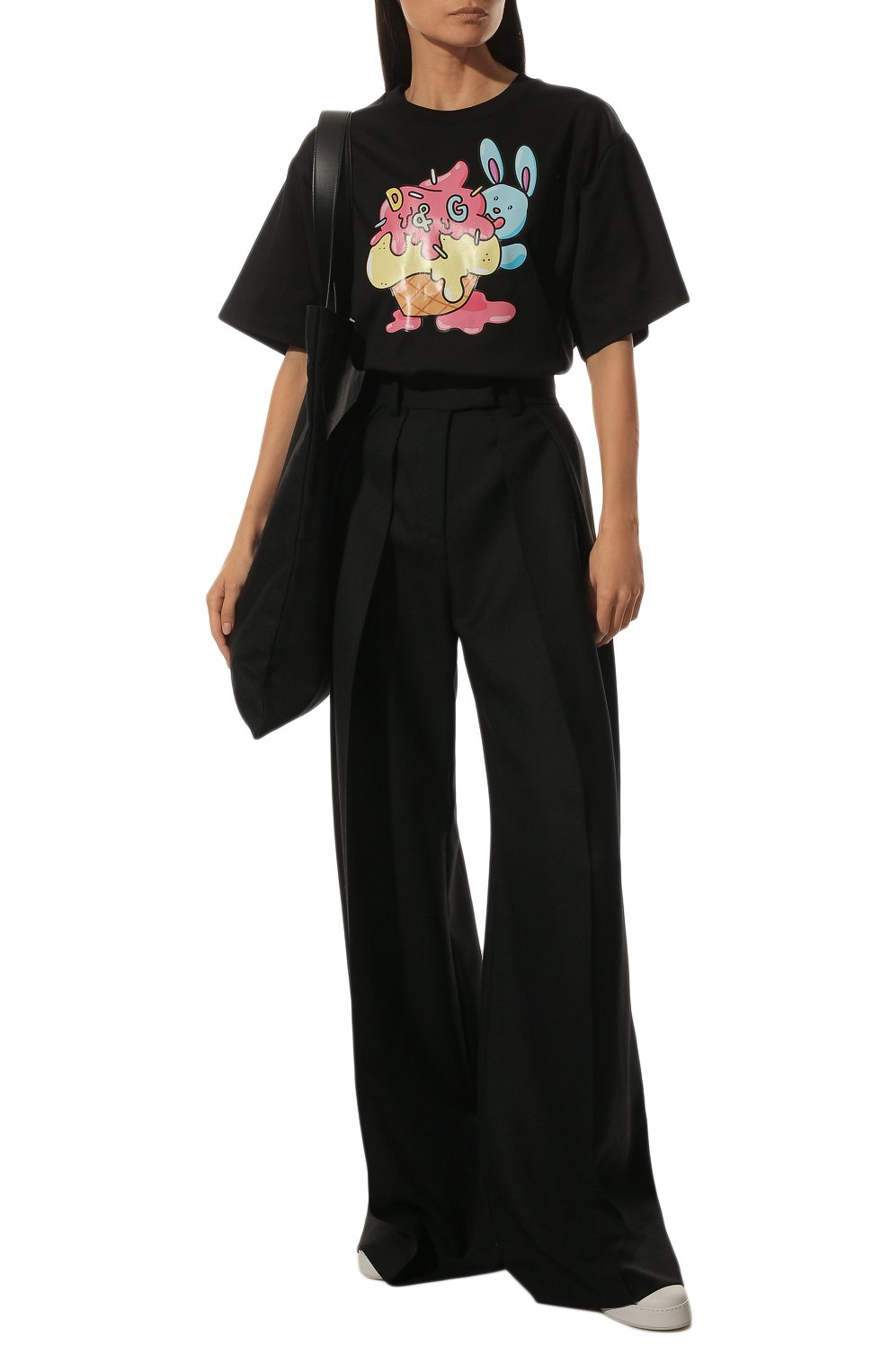 Хлопковая футболка DOLCE & GABBANA черного цвета по цене 65200 руб., арт. F8048T/G7F6P, фото 2 Хлопковая футболка DOLCE & GABBANA, арт. F8048T/G7F6P, фото 2