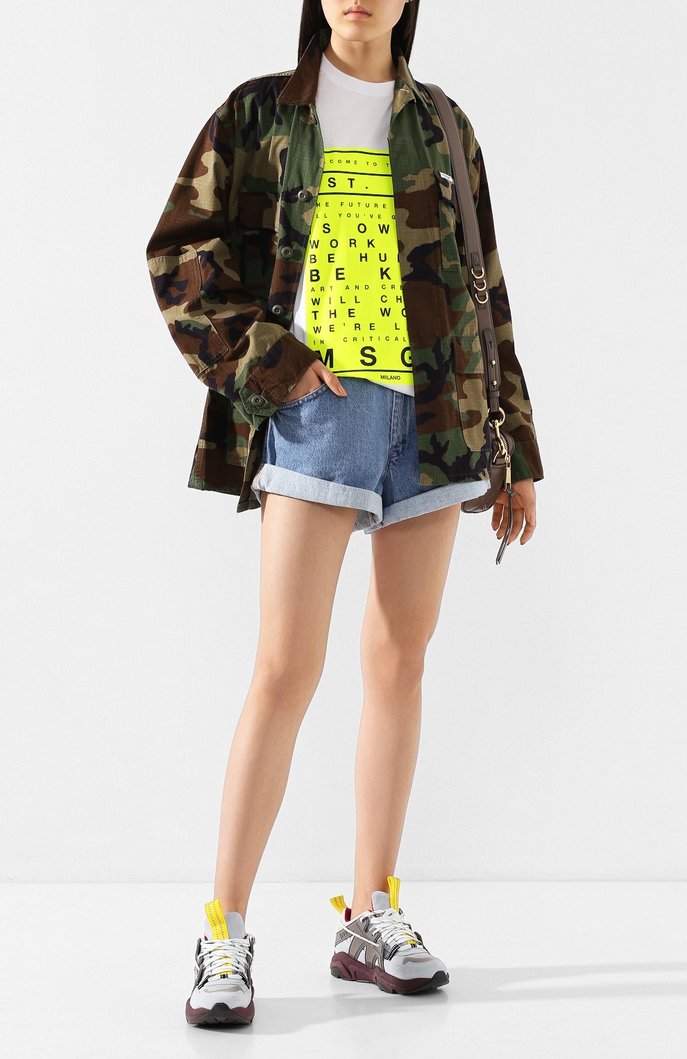 Хлопковая футболка MSGM белого цвета по цене 12100 руб., арт. 2841MDM222 207298, фото 2 Хлопковая футболка MSGM, арт. 2841MDM222 207298, фото 2