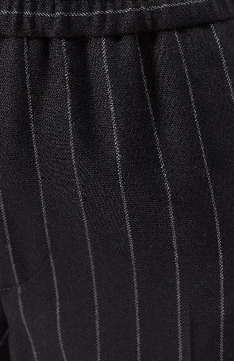 Женские шерстяные брюки BURBERRY темно-серого цвета, арт. 8101394 | Фото 6 (Длина (брюки, джинсы): Стандартные; Материал внешний: Шерсть; Женское Кросс-КТ: Брюки-одежда; Кросс-КТ: костюм; Случай: Формальный; Стили: Классический; Материал подклада: Синтетический материал; Силуэт Ж (брюки и джинсы): Прямые; Автоматизация состава: Проставлено; Автоматизация ТО: Проставлено)
