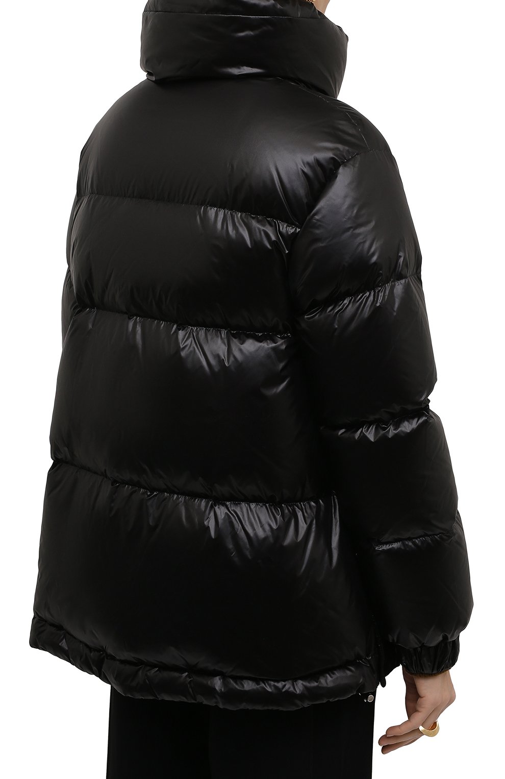 Пуховик WOOLRICH черного цвета по цене 71950 руб., арт. CFWW0U0583FR/UT1702, фото 4 Пуховик WOOLRICH, арт. CFWW0U0583FR/UT1702, фото 4