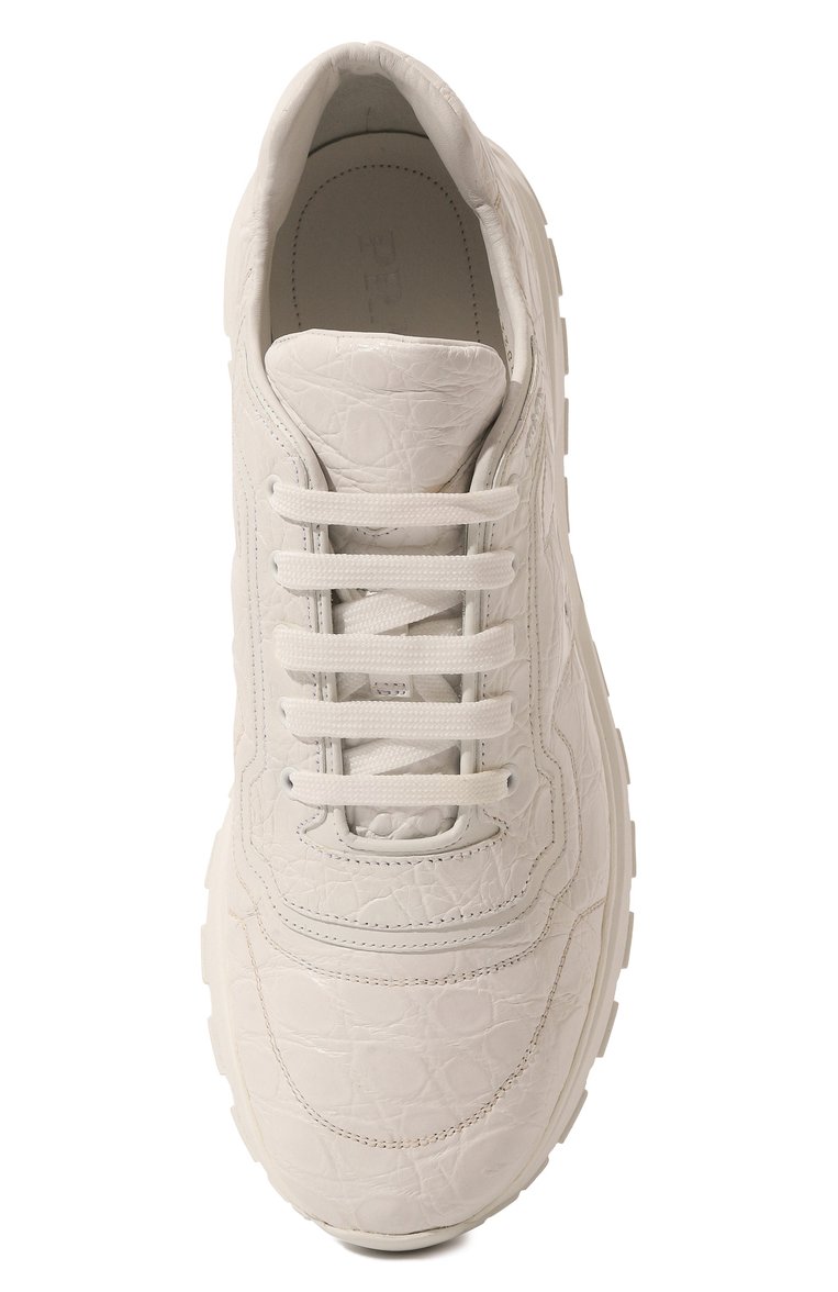 Мужские кроссовки из кожи каймана PRADA белого цвета, арт. 4E3388-3EA5-F0009 | Фото 6 (Подошва: Массивная; Материал сплава: Проставлено; Материал внешний: Экзотическая кожа, Натуральная кожа; Драгоценные камни: Проставлено; Материал утеплителя: Без утеплителя; Стили: Классический; Кросс-КТ: Низкие)