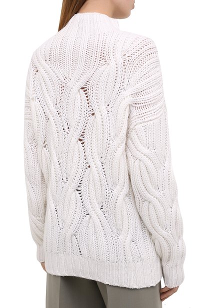 Кашемировый свитер BRUNELLO CUCINELLI белого цвета по цене 248000 руб., арт. M52362504, фото 4 Кашемировый свитер BRUNELLO CUCINELLI, арт. M52362504, фото 4