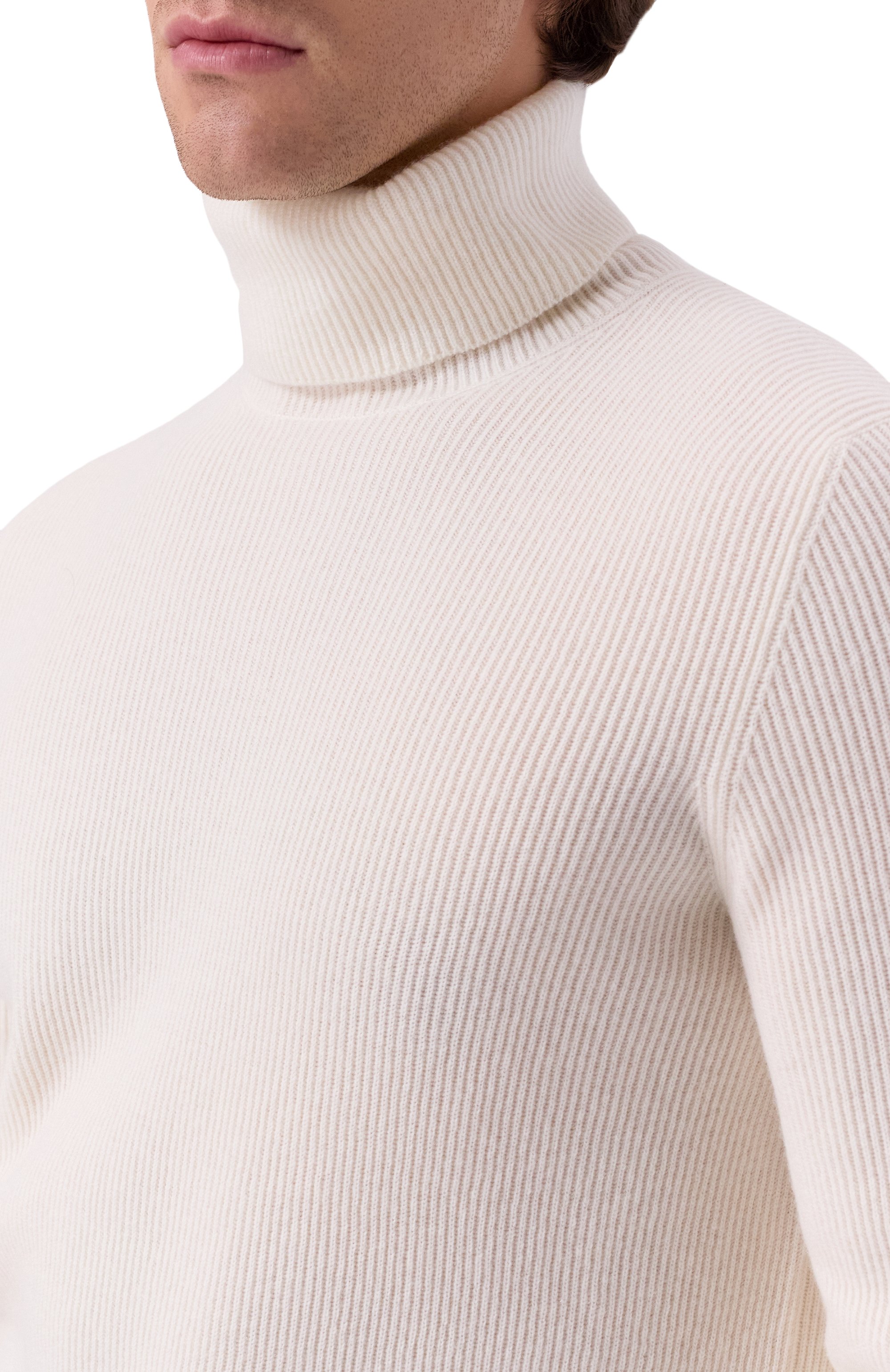 Кашемировая водолазка BRUNELLO CUCINELLI кремового цвета по цене 367500 руб., арт. M2229503, фото 5 Кашемировая водолазка BRUNELLO CUCINELLI, арт. M2229503, фото 5