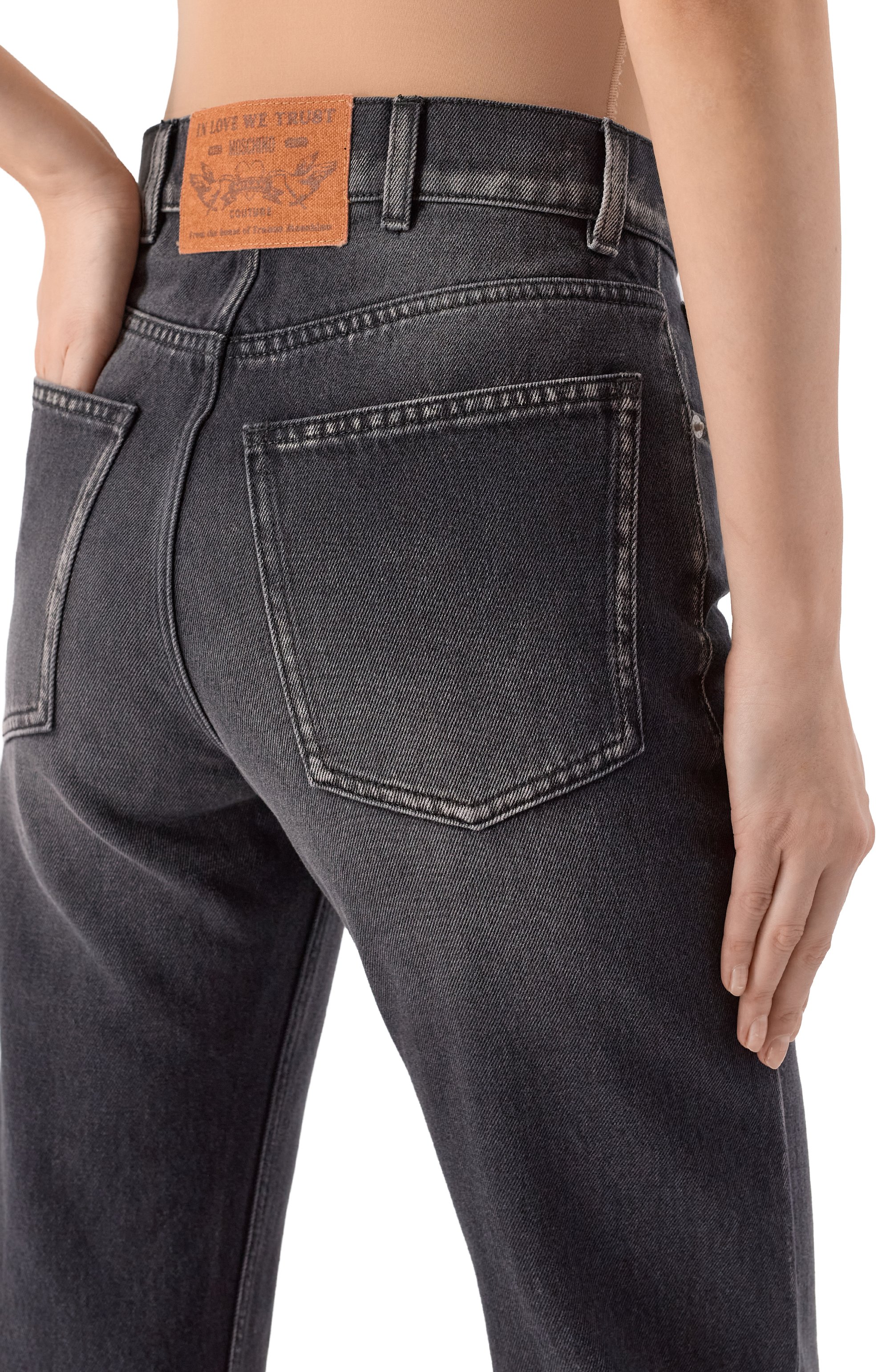 Джинсы MOSCHINO серого цвета по цене 64350 руб., арт. A0310/5422, фото 5 Джинсы MOSCHINO, арт. A0310/5422, фото 5