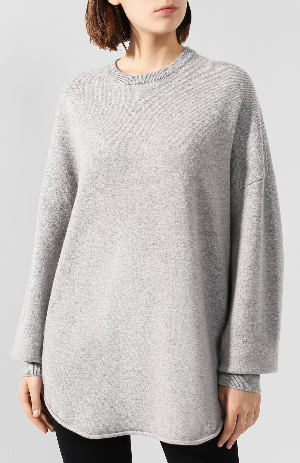 Кашемировый свитер EXTREME CASHMERE серого цвета по цене 37150 руб., арт. 102/HERE, фото 3 Кашемировый свитер EXTREME CASHMERE, арт. 102/HERE, фото 3