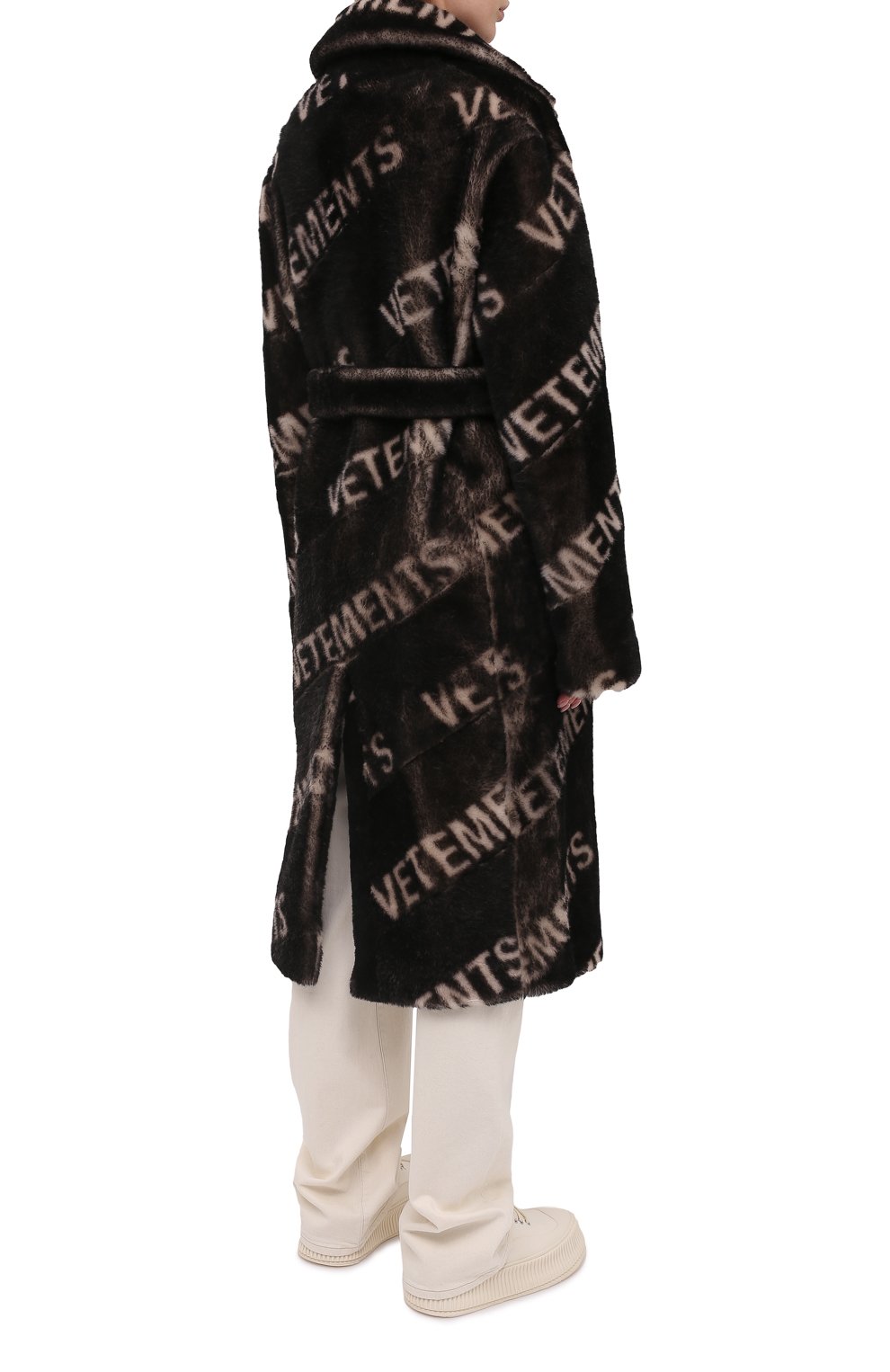 Шуба из овчины VETEMENTS, арт. UE51C0900W 2401/W, фото 4