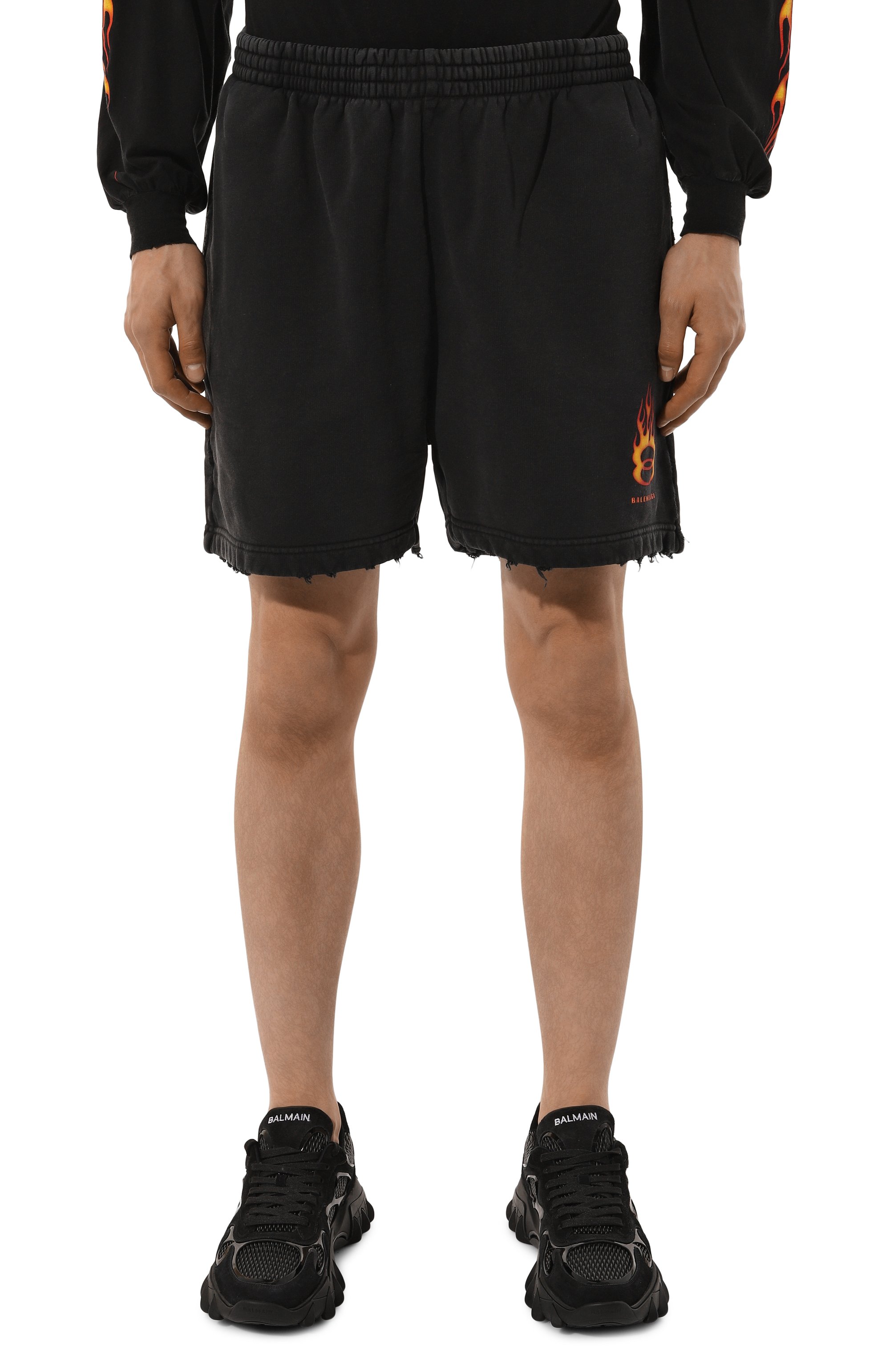 Хлопковые шорты BALENCIAGA темно-серого цвета по цене 106000 руб., арт. 676137/TQVW9, фото 3 Хлопковые шорты BALENCIAGA, арт. 676137/TQVW9, фото 3