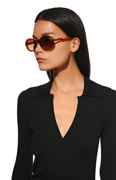 Солнцезащитные очки CHLOÉ светло-коричневого цвета по цене 51200 руб., арт. CH0088S, фото 2 Солнцезащитные очки CHLOÉ, арт. CH0088S, фото 2