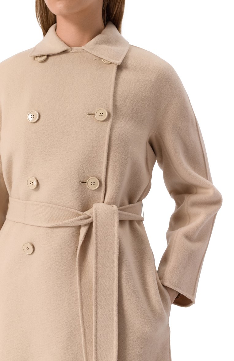 Женское шерстяное пальто WEEKEND MAX MARA бежевого цвета, арт. AVENUE | Фото 5 (Автоматизация ТО: Проставлено; Материал внешний: Шерсть; Автоматизация состава: Проставлено; Длина (верхняя одежда): До середины бедра; Рукава: Длинные; 1-2-бортные: Двубортные; Стили: Классический)