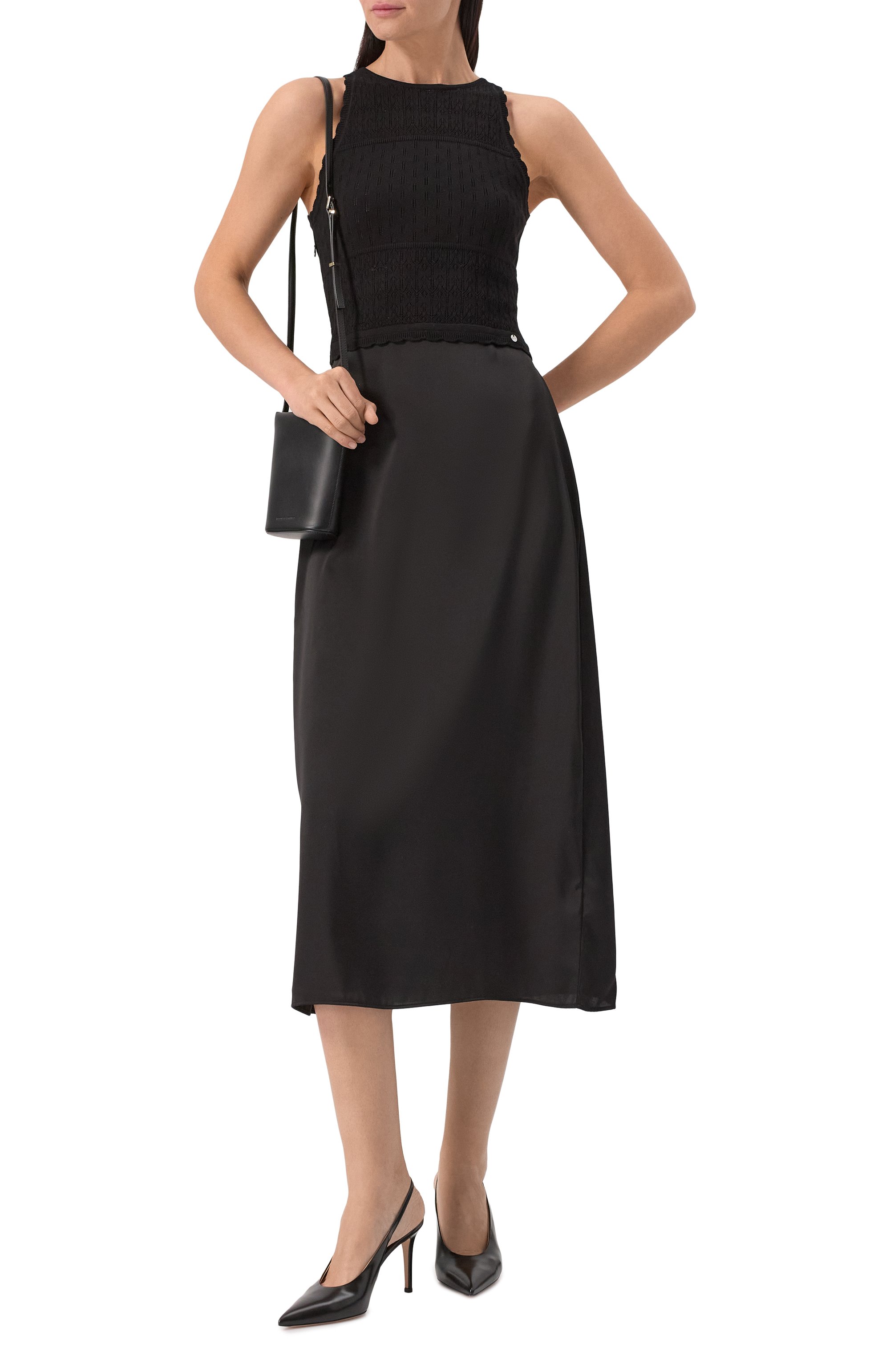 Платье из вискозы BOSS ORANGE черного цвета по цене 23950 руб., арт. 50538314, фото 2 Платье из вискозы BOSS ORANGE, арт. 50538314, фото 2