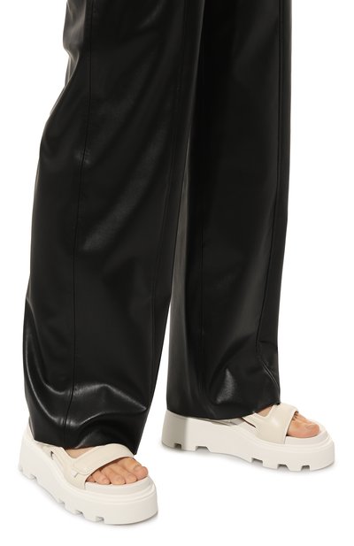 Кожаные сандалии PREMIATA молочного цвета по цене 42650 руб., арт. M6478/NAPPA, фото 3 Кожаные сандалии PREMIATA, арт. M6478/NAPPA, фото 3