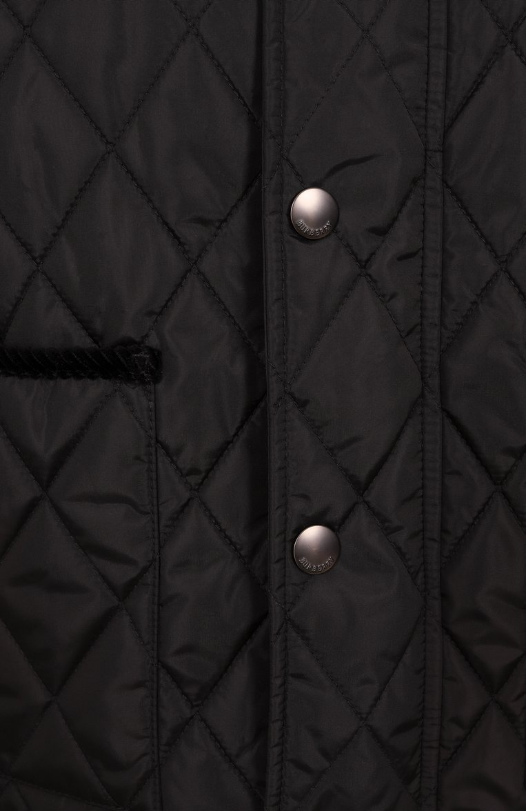 Женская куртка BURBERRY черного цвета, арт. 8105097 | Фото 6 (Рукава: Длинные; Материал внешний: Синтетический материал; Материал подклада: Хлопок; Длина (верхняя одежда): Короткие; Кросс-КТ: Легкие, Куртка; Стили: Кэжуэл)
