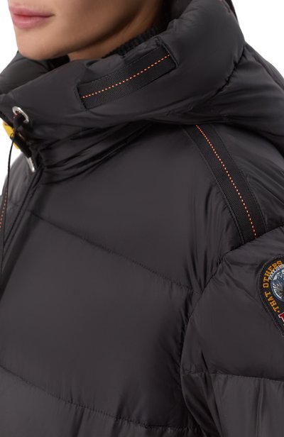 Пуховик PARAJUMPERS черного цвета по цене 94250 руб., арт. 26WMPWPUHY32, фото 5 Пуховик PARAJUMPERS, арт. 26WMPWPUHY32, фото 5