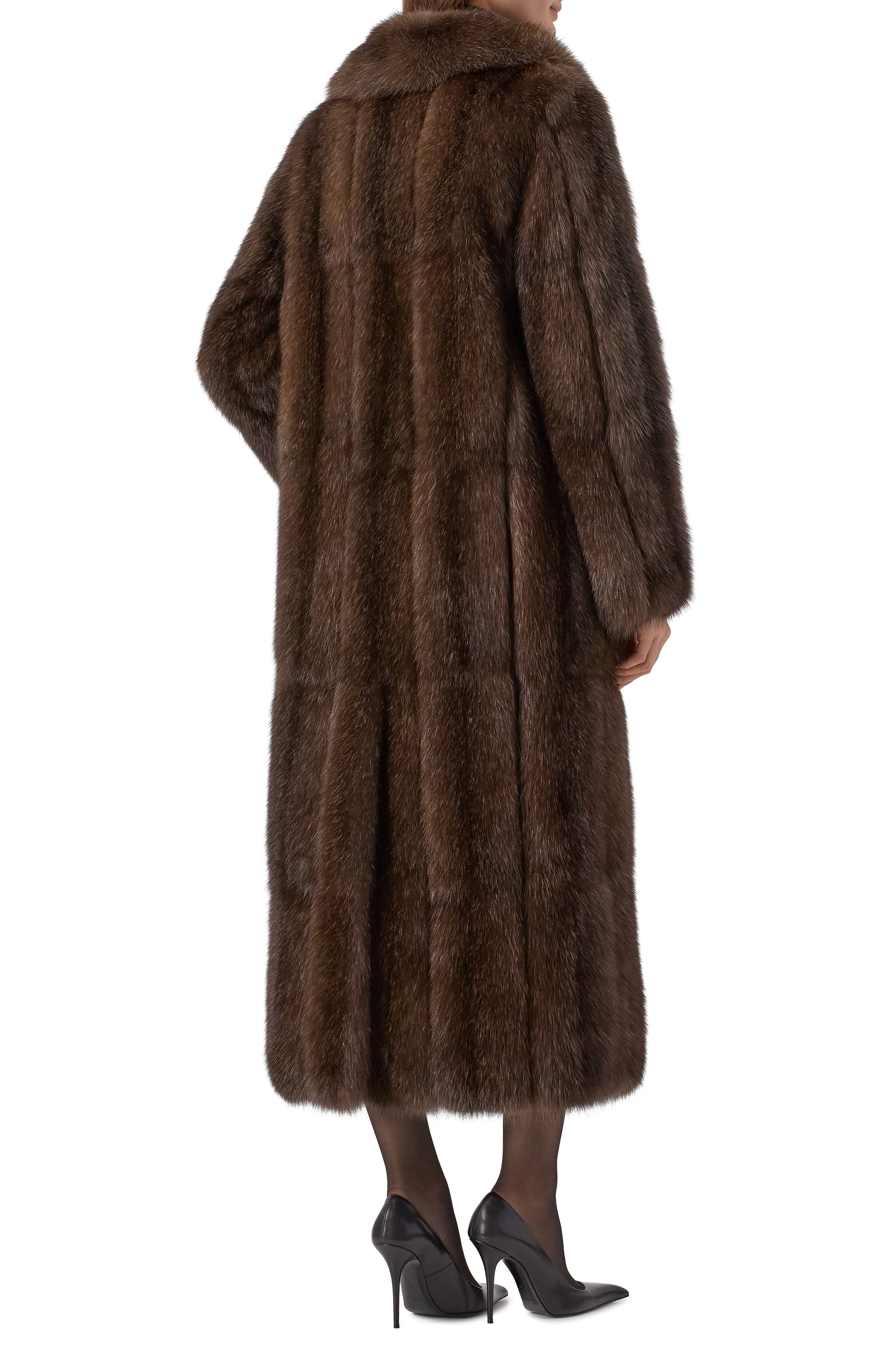 Шуба из соболя EMIL SHABAEV коричневого цвета по цене 8650000 руб., арт. S027, фото 4 Шуба из соболя EMIL SHABAEV, арт. S027, фото 4