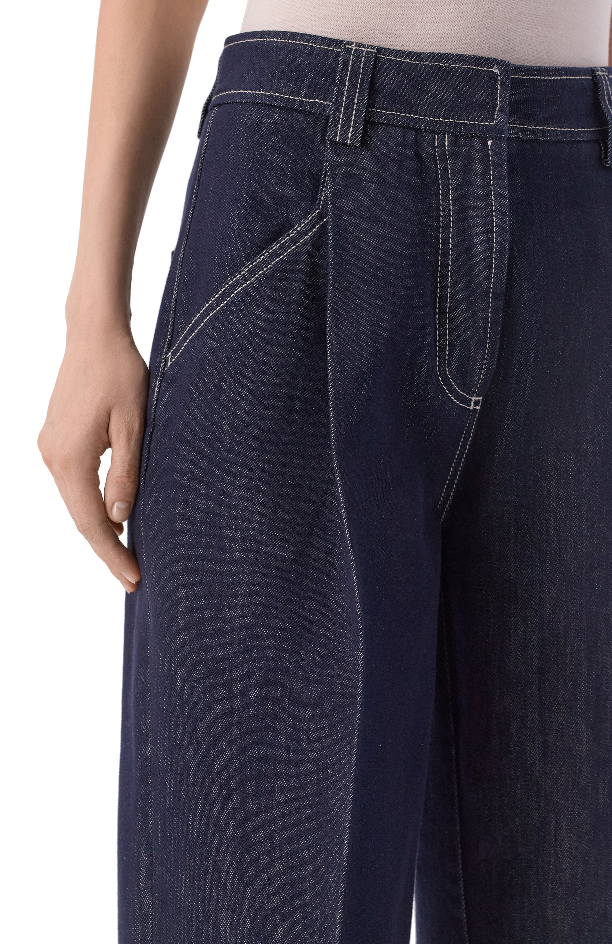 Джинсы MVST синего цвета по цене 103500 руб., арт. M25.1MW.T007-59/LEXUS, фото 5 Джинсы MVST, арт. M25.1MW.T007-59/LEXUS, фото 5