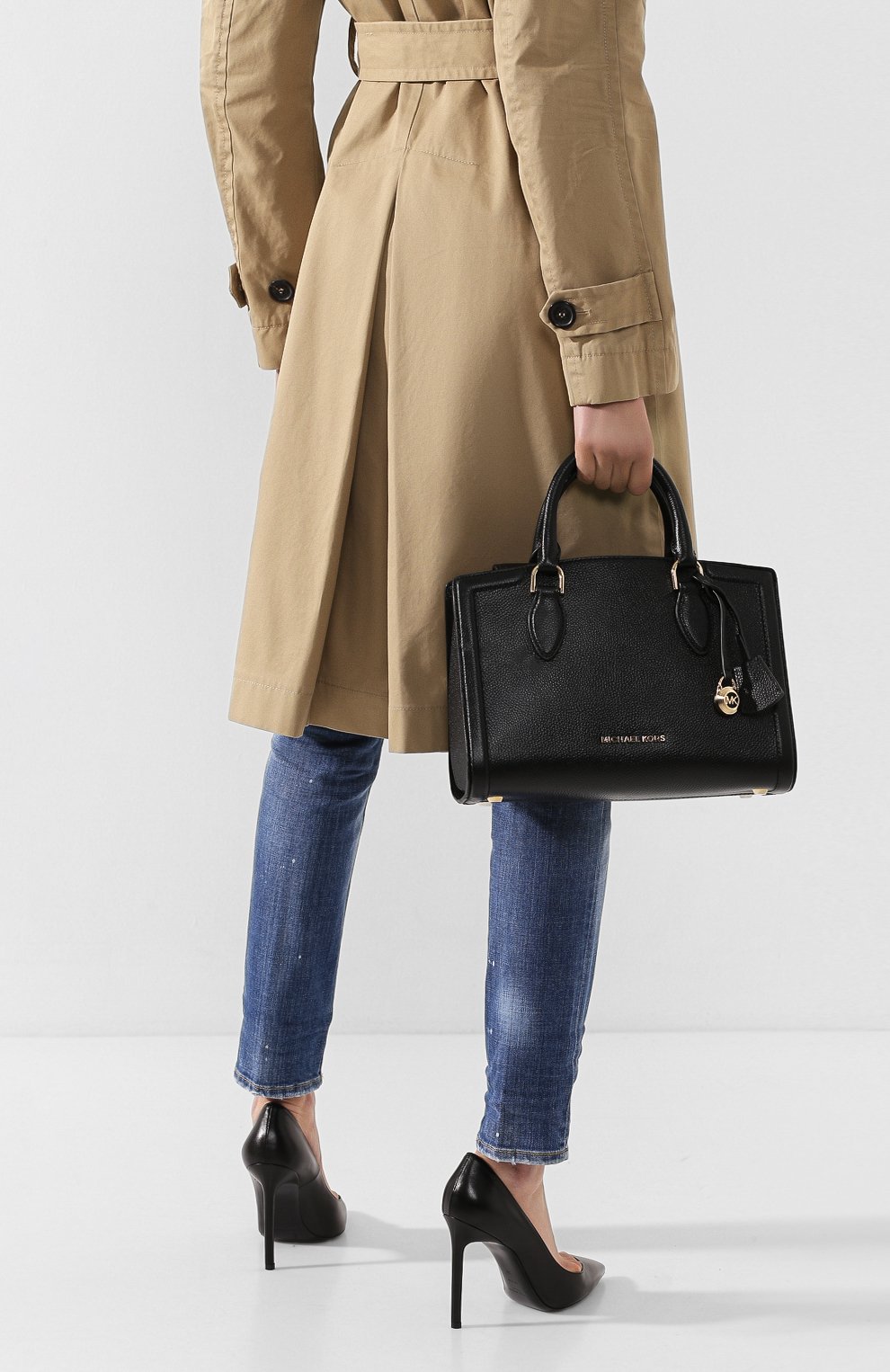 Сумка zoe medium MICHAEL MICHAEL KORS черного цвета по цене 55950 руб., арт. 30F9GZCS2L, фото 2 Сумка zoe medium MICHAEL MICHAEL KORS, арт. 30F9GZCS2L, фото 2