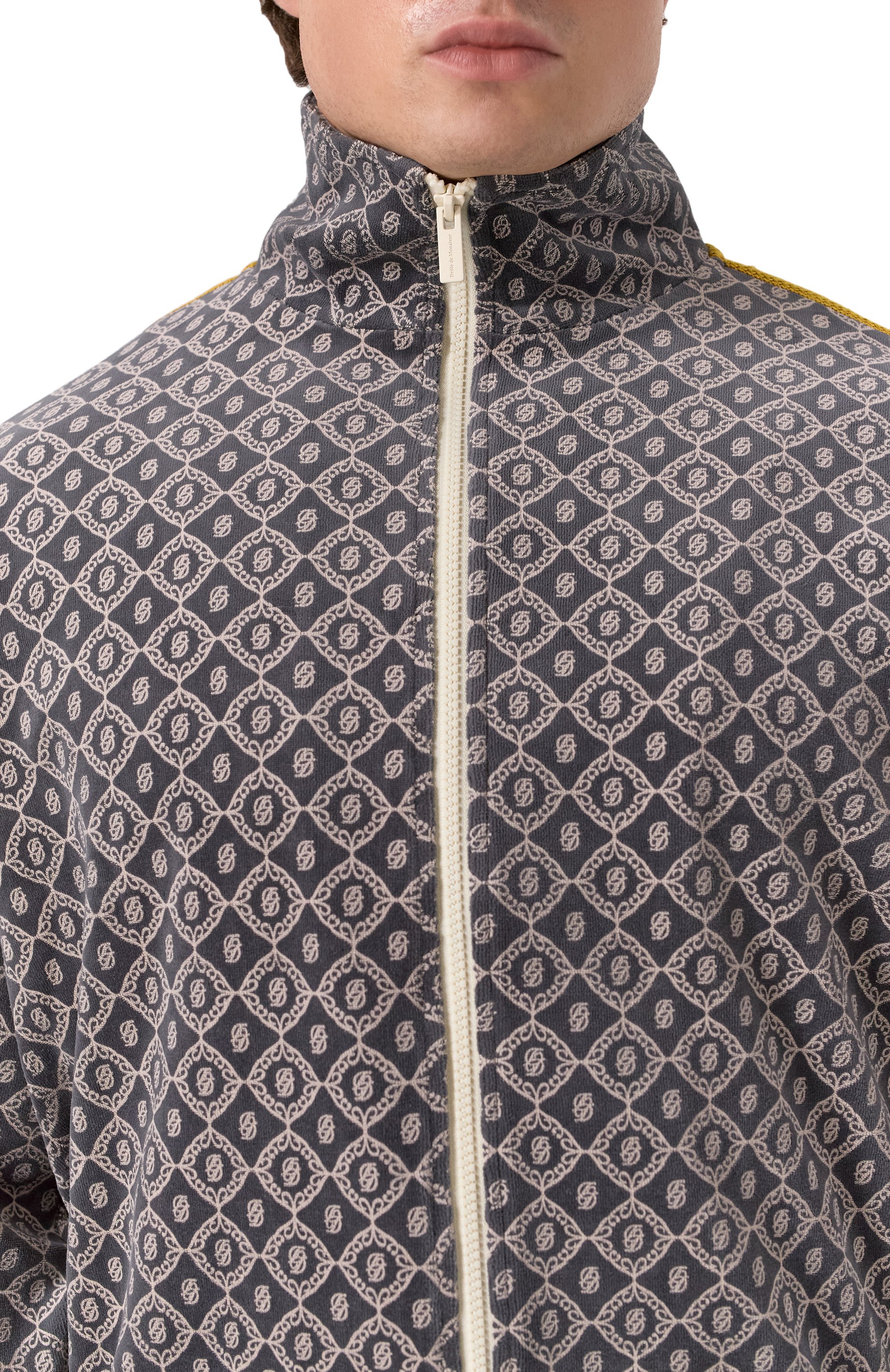 Хлопковая толстовка DROLE DE MONSIEUR серого цвета по цене 39950 руб., арт. E-SJ006-C0169-GY, фото 5 Хлопковая толстовка DROLE DE MONSIEUR, арт. E-SJ006-C0169-GY, фото 5