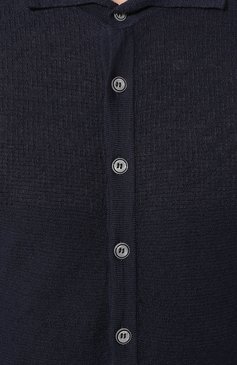 Мужское рубашка изо льна и хлопка DANIELE FIESOLI темно-синего цвета, арт. DF0471 | Фото 5 (Воротник: Акула; Рукава: Короткие; Случай: Повседневный; Длина (для топов): Стандартные; Кросс-КТ: Трикотаж; Материал сплава: Проставлено; Материал внешний: Хлопок, Лен; Принт: Однотонные; Драгоценные камни: Проставлено; Стили: Кэжуэл)