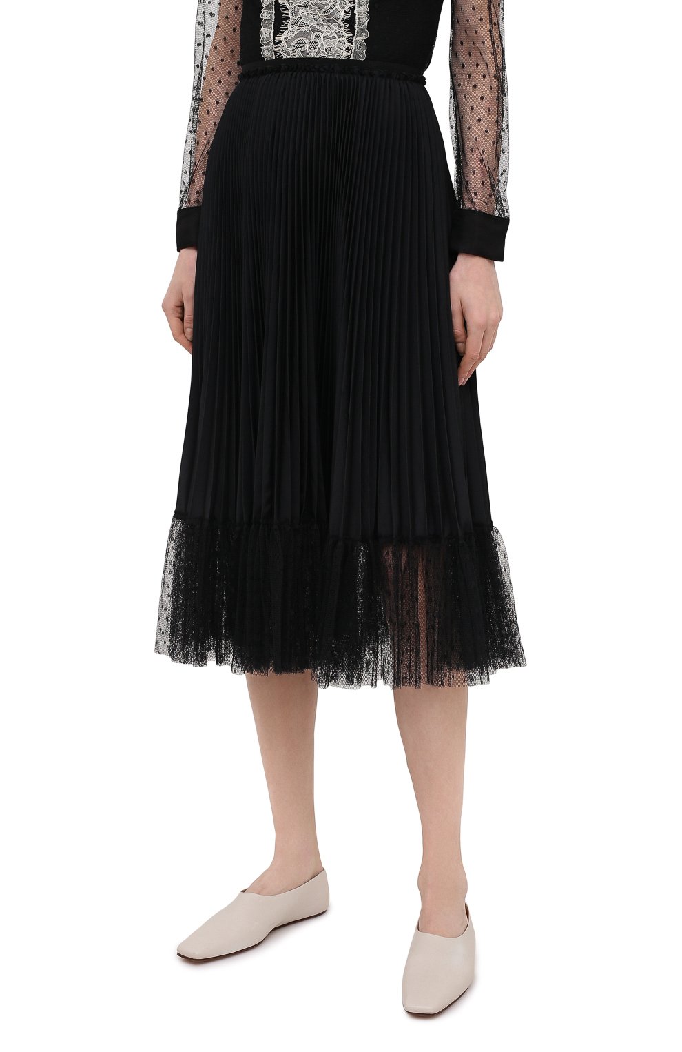 Плиссированная юбка REDVALENTINO черного цвета по цене 85950 руб., арт. VR3RAD30/4S9, фото 3 Плиссированная юбка REDVALENTINO, арт. VR3RAD30/4S9, фото 3