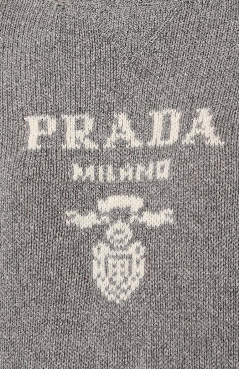 Женский свитер из шерсти и кашемира PRADA серого цвета, арт. P24G1V-1YMW-F0031-211 | Фото 5 (Длина (для топов): Стандартные; Материал внешний: Кашемир, Шерсть; Рукава: Длинные; Стили: Кэжуэл; Женское Кросс-КТ: Свитер-одежда)