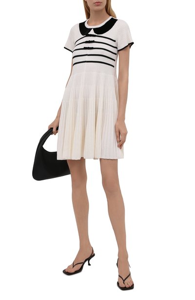 Шерстяное платье REDVALENTINO кремового цвета по цене 67550 руб., арт. WR3KD02X/63U, фото 2 Шерстяное платье REDVALENTINO, арт. WR3KD02X/63U, фото 2