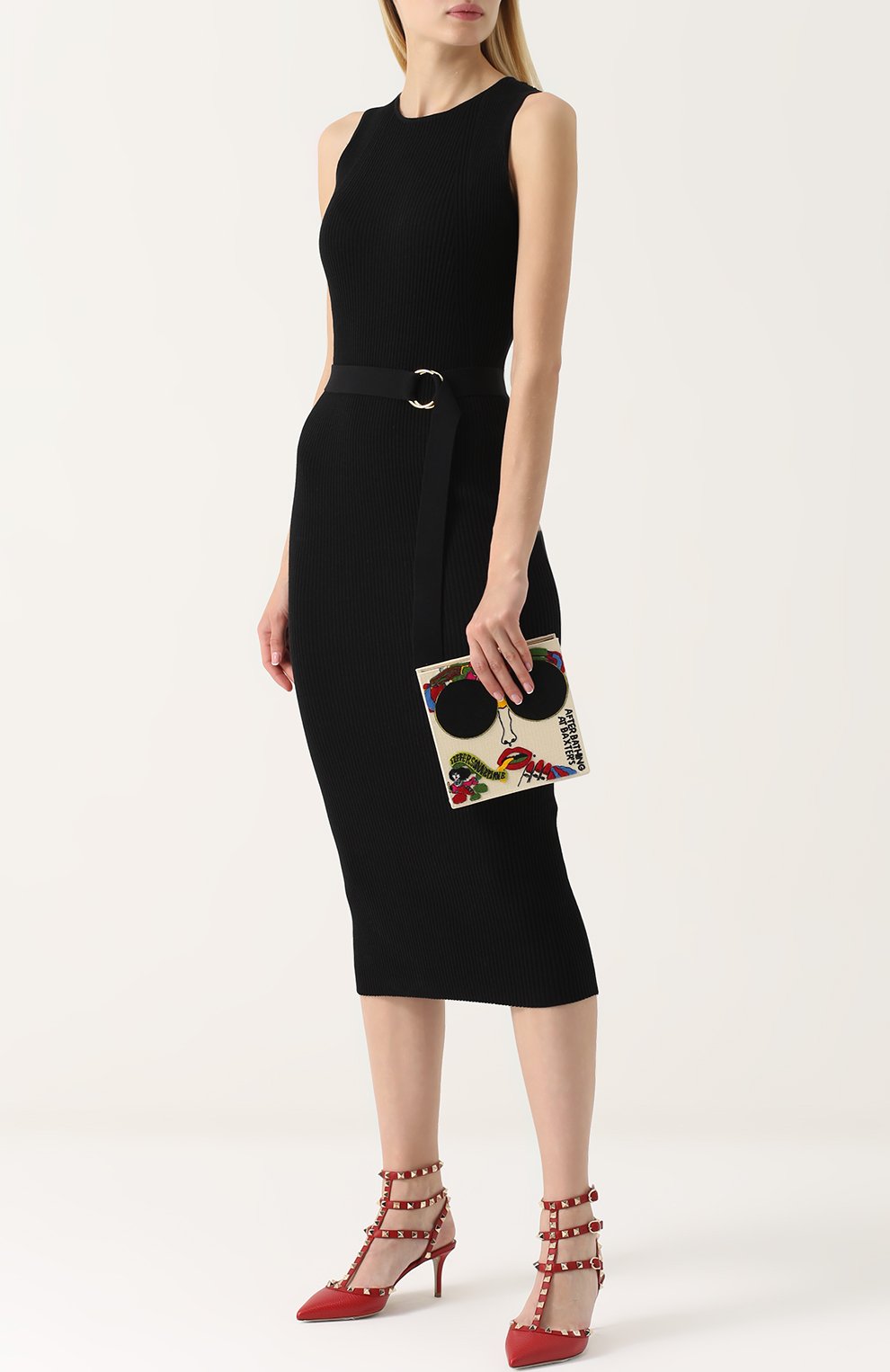 Кожаные туфли rockstud VALENTINO красного цвета по цене 125500 руб., арт. MW2S0375/VCE, фото 2 Кожаные туфли rockstud VALENTINO, арт. MW2S0375/VCE, фото 2