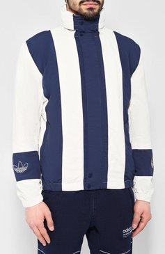 Мужская ветровка bailer ADIDAS ORIGINALS разноцветного цвета, арт. DV3103 | Фото 3 (Длина (верхняя одежда): Короткие; Рукава: Длинные; Материал внешний: Синтетический материал; Мужское Кросс-КТ: Верхняя одежда; Кросс-КТ: Ветровки, Куртка, Легкие; Статус проверки: Проверена категория; Стили: Кэжуэл)