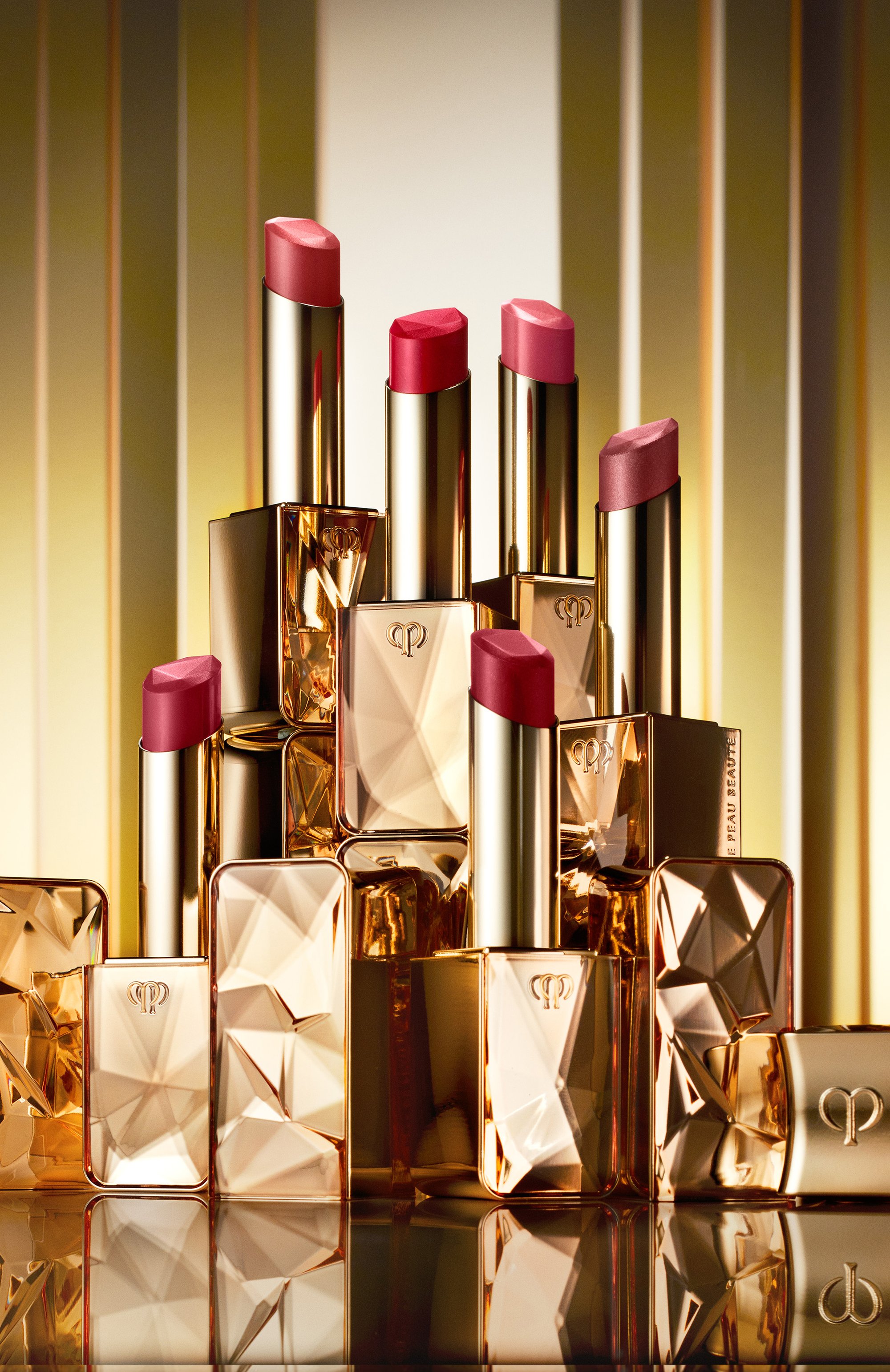 Помада для губ the precious lipstick, оттенок 3 dynamic ruby (4g) CLÉ DE PEAU BEAUTÉ, арт. 18168CP, фото 3