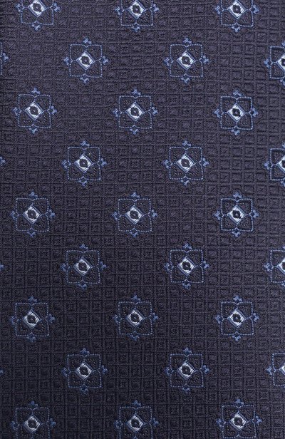Шелковый галстук CANALI темно-синего цвета по цене 21450 руб., арт. 18/HJ04720, фото 4 Шелковый галстук CANALI, арт. 18/HJ04720, фото 4
