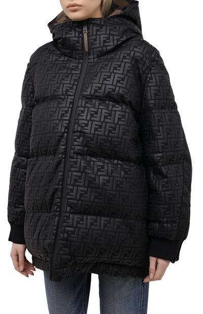 Пуховик FENDI черного цвета по цене 299500 руб., арт. FAN009 AEQX, фото 3 Пуховик FENDI, арт. FAN009 AEQX, фото 3