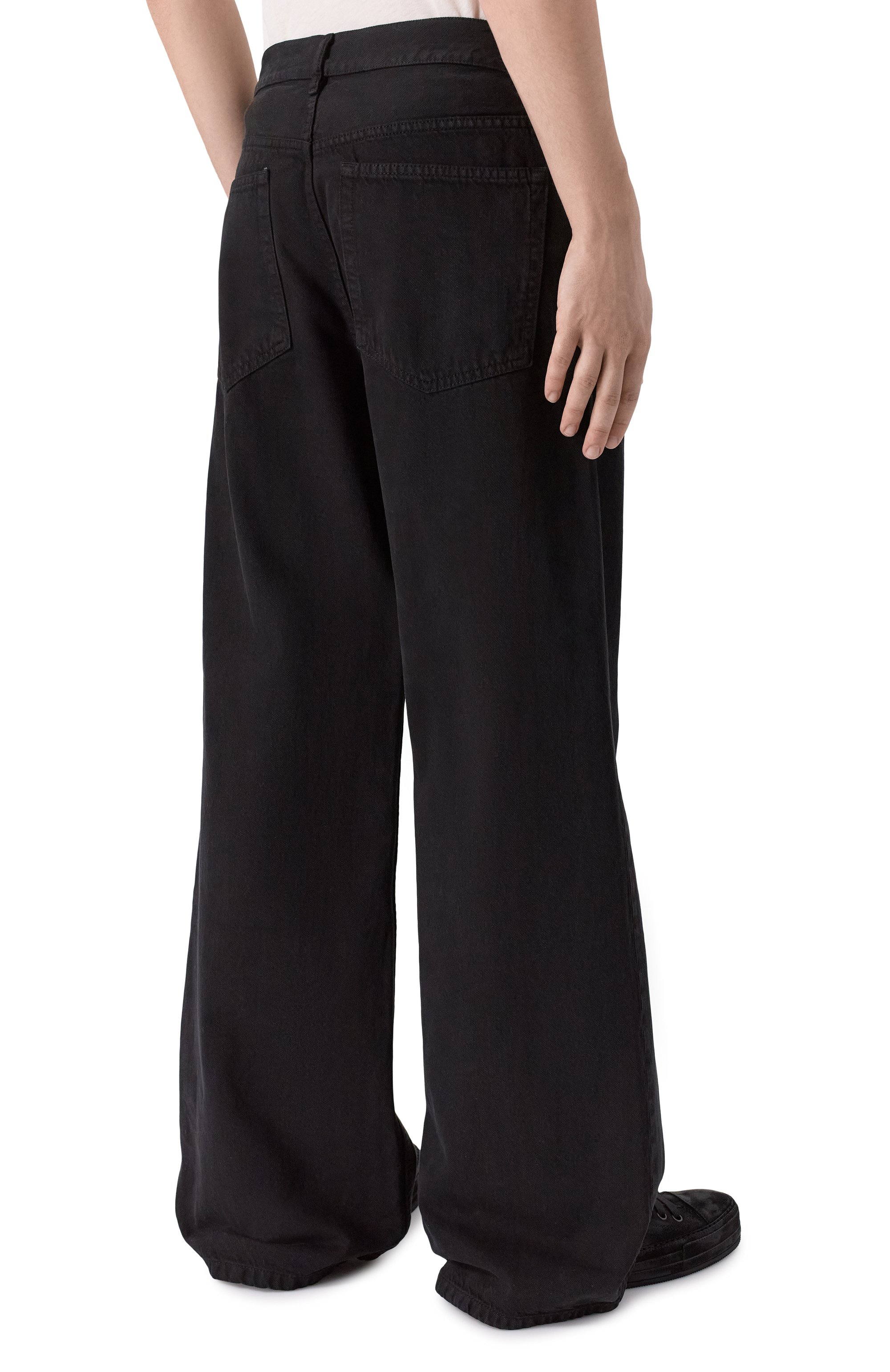 Джинсы ANN DEMEULEMEESTER черного цвета по цене 78750 руб., арт. B0013616/FA038, фото 4 Джинсы ANN DEMEULEMEESTER, арт. B0013616/FA038, фото 4