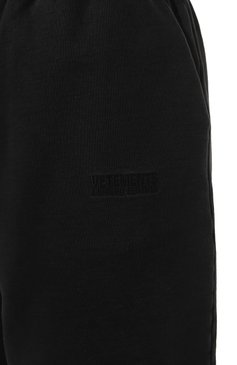 Мужского хлопковые шорты VETEMENTS черного цвета, арт. UE54SS160B | Фото 9 (Материал внешний: Хлопок; Кросс-КТ: Широкие; Региональные ограничения белый список (Axapta Mercury): Не проставлено; Стили: Спорт-шик; Нос: Не проставлено; Женское Кросс-КТ: Шорты-одежда)