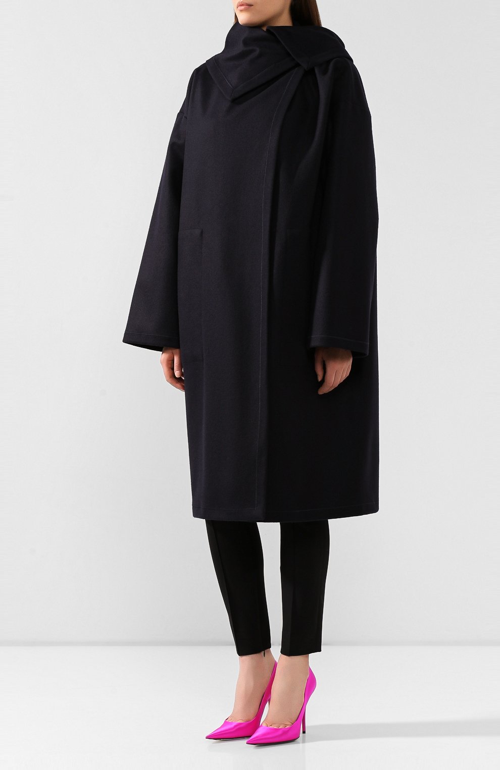 Шерстяное пальто DRIES VAN NOTEN темно-синего цвета по цене 85950 руб., арт. 192-10243-8211, фото 3 Шерстяное пальто DRIES VAN NOTEN, арт. 192-10243-8211, фото 3