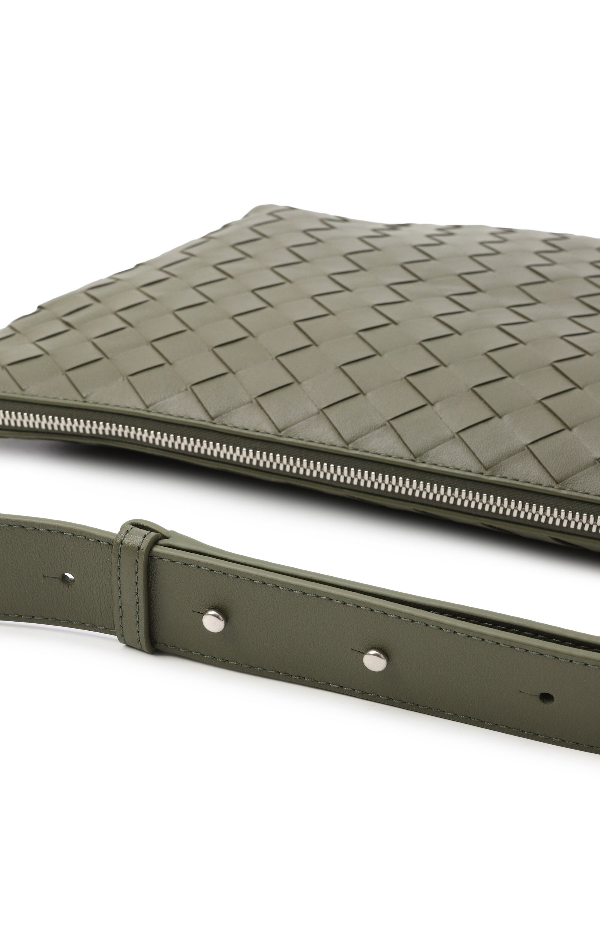 Сумка intrecciato day BOTTEGA VENETA хаки цвета по цене 346500 руб., арт. 855415/V2HL1, фото 5 Сумка intrecciato day BOTTEGA VENETA, арт. 855415/V2HL1, фото 5