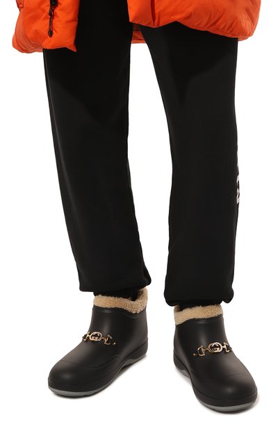 Резиновые сапоги GUCCI черного цвета по цене 79700 руб., арт. 626692 JCC00, фото 3 Резиновые сапоги GUCCI, арт. 626692 JCC00, фото 3