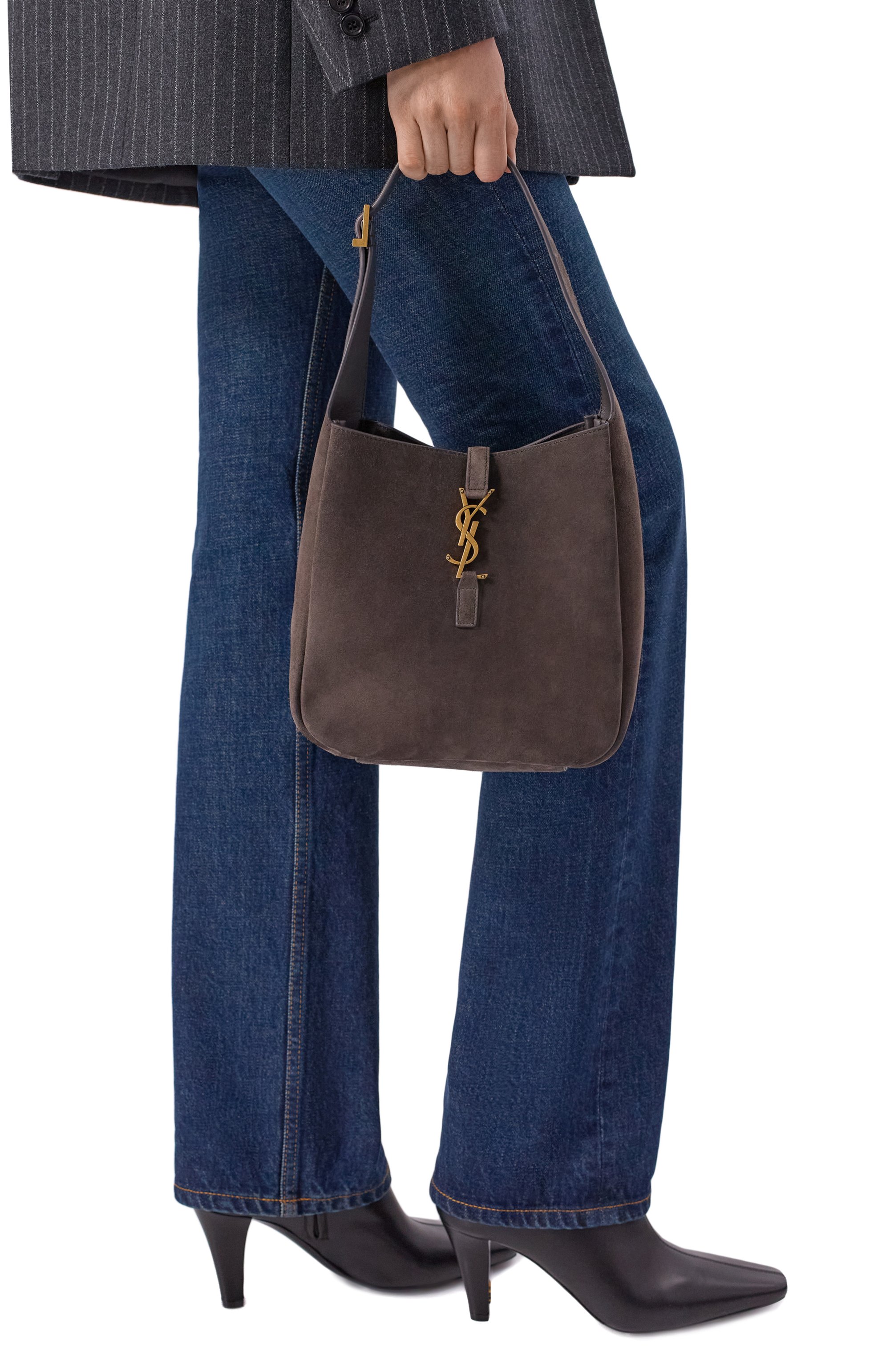 Сумка le 5 à 7 supple small SAINT LAURENT темно-серого цвета по цене 369500 руб., арт. 850533/1U80W, фото 2 Сумка le 5 à 7 supple small SAINT LAURENT, арт. 850533/1U80W, фото 2