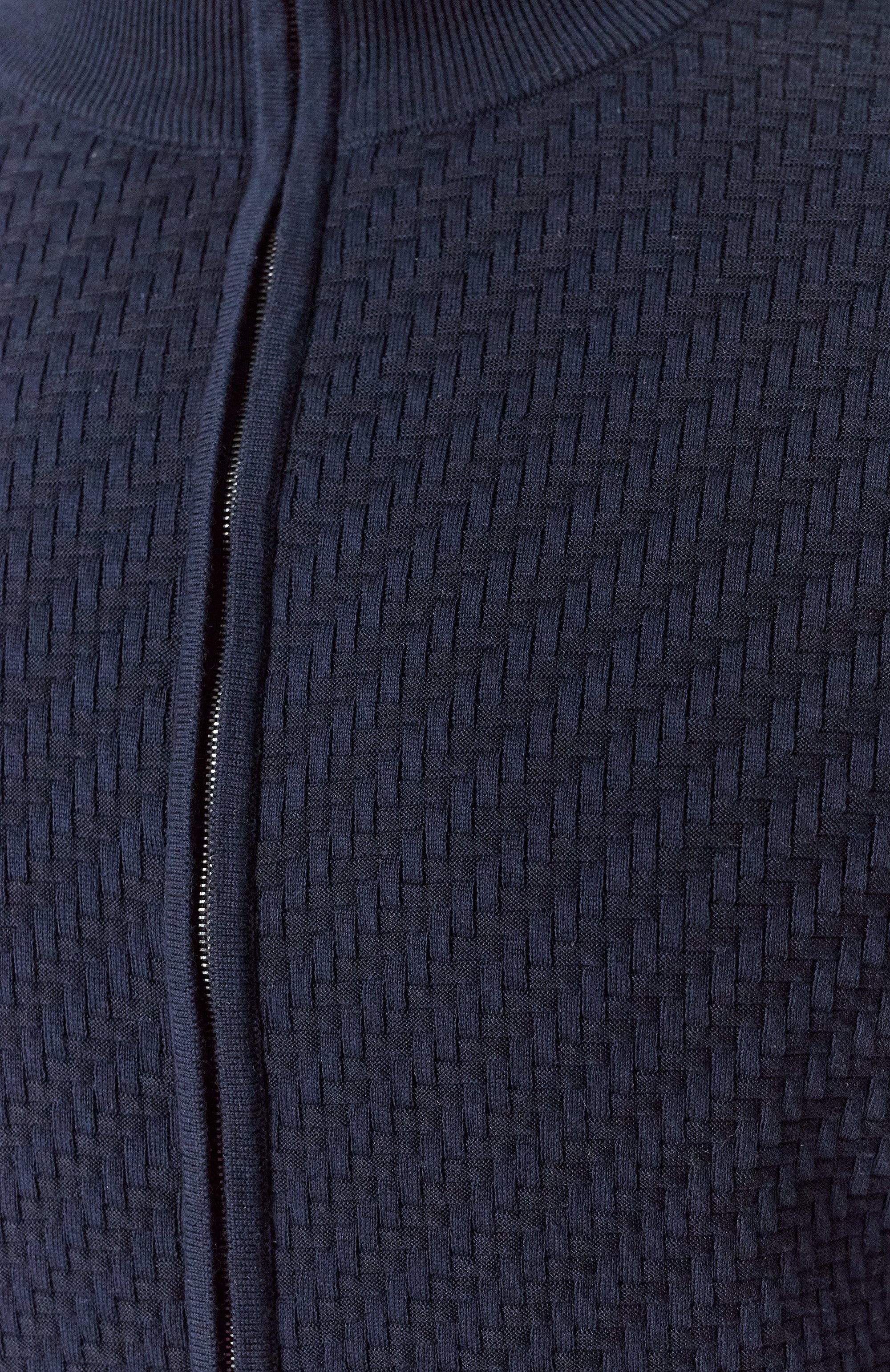 Кардиган из хлопка и шелка BRIONI темно-синего цвета по цене 198500 руб., арт. UMT20L/PAK22, фото 5 Кардиган из хлопка и шелка BRIONI, арт. UMT20L/PAK22, фото 5