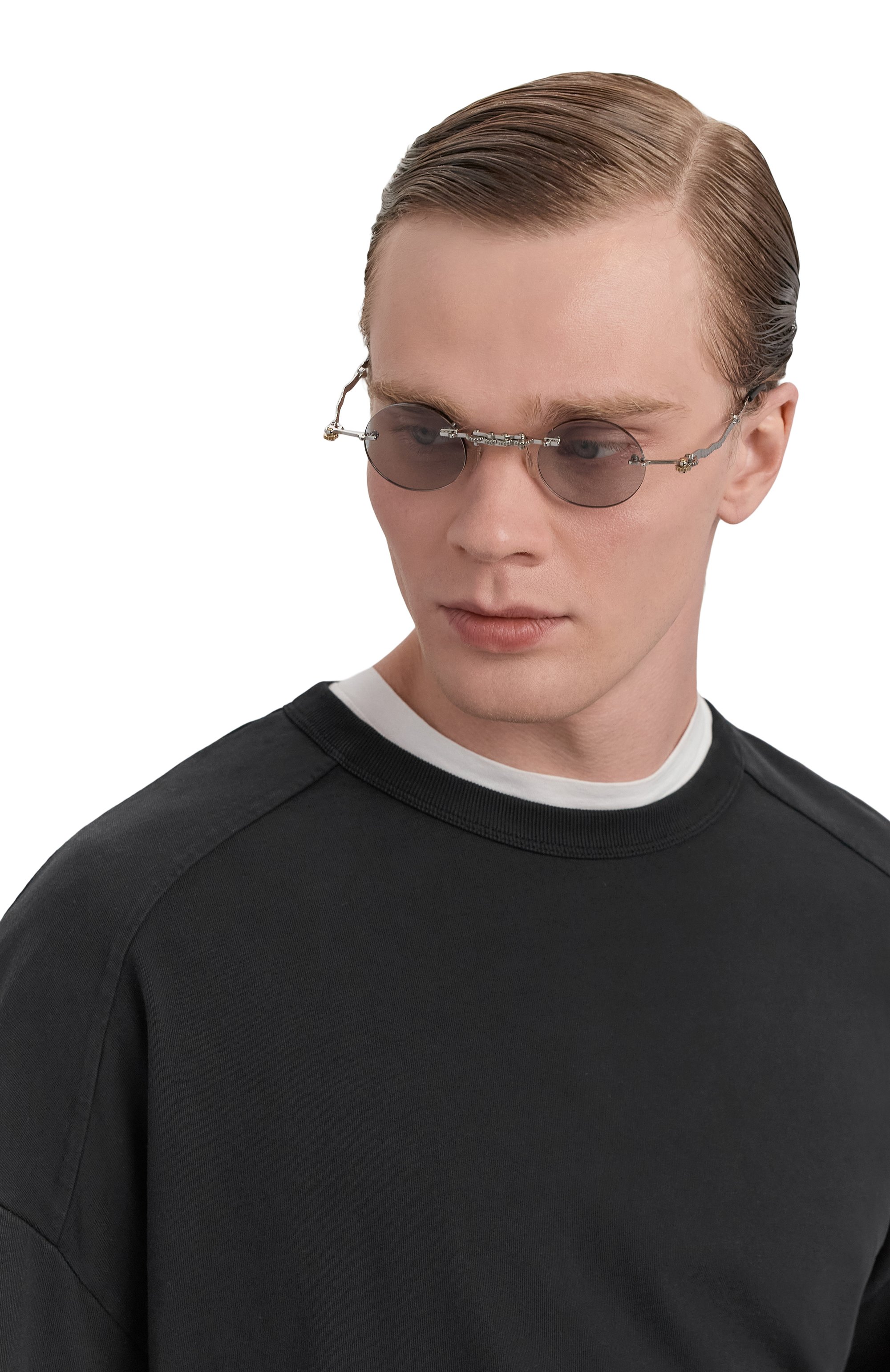 Солнцезащитные очки KUB0RAUM серого цвета по цене 106500 руб., арт. H42 SG GREY1, фото 2 Солнцезащитные очки KUB0RAUM, арт. H42 SG GREY1, фото 2