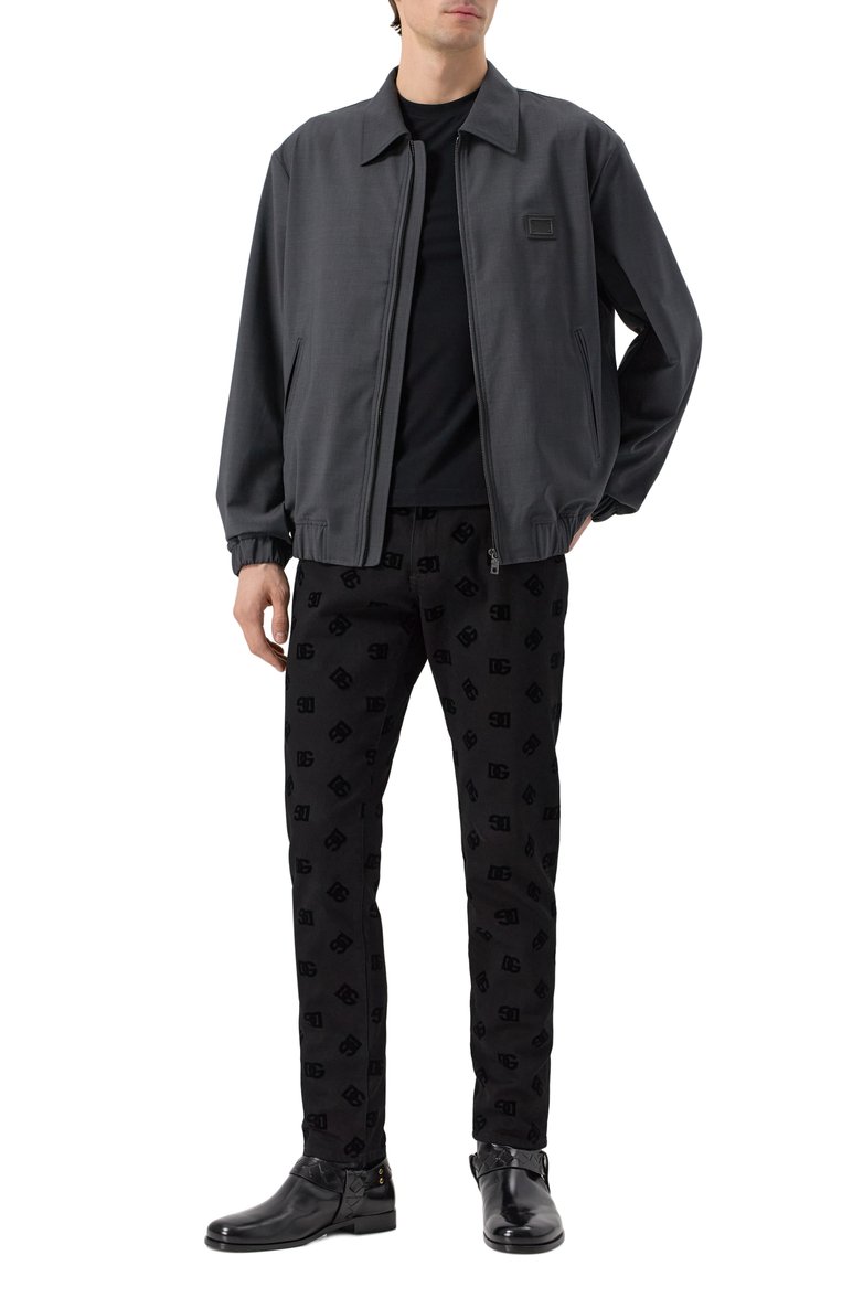 Мужская футболка из вискозы GIORGIO ARMANI черного цвета, арт. 3GST52/SJP4Z | Фото 2 (Длина (для топов): Стандартные; Статус проверки: Проверено, Проверена категория; Рукава: Короткие; Мужское Кросс-КТ: Футболка-одежда; Принт: Без принта; Стили: Кэжуэл; Материал внешний: Вискоза; Кросс-КТ: Джерси)