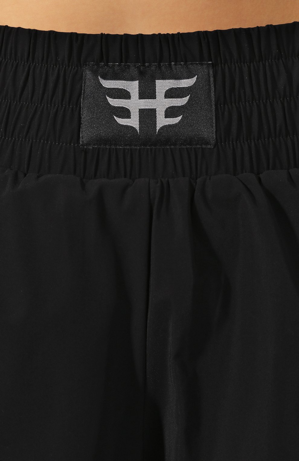 Шорты HEROINE SPORT черного цвета по цене 12450 руб., арт. HS-6-016/SPRING 2020, фото 5 Шорты HEROINE SPORT, арт. HS-6-016/SPRING 2020, фото 5