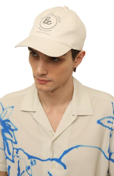 Хлопковая бейсболка BRUNELLO CUCINELLI кремового цвета по цене 51350 руб., арт. M252W9987, фото 2 Хлопковая бейсболка BRUNELLO CUCINELLI, арт. M252W9987, фото 2