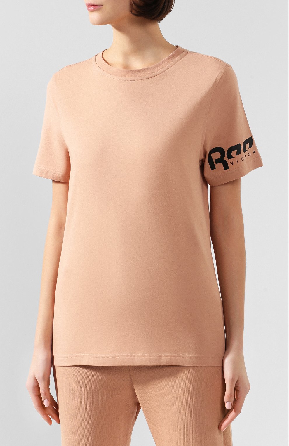 Футболка reebok x victoria beckham REEBOK коричневого цвета по цене 7495 руб., арт. FM3644, фото 3 Футболка reebok x victoria beckham REEBOK, арт. FM3644, фото 3